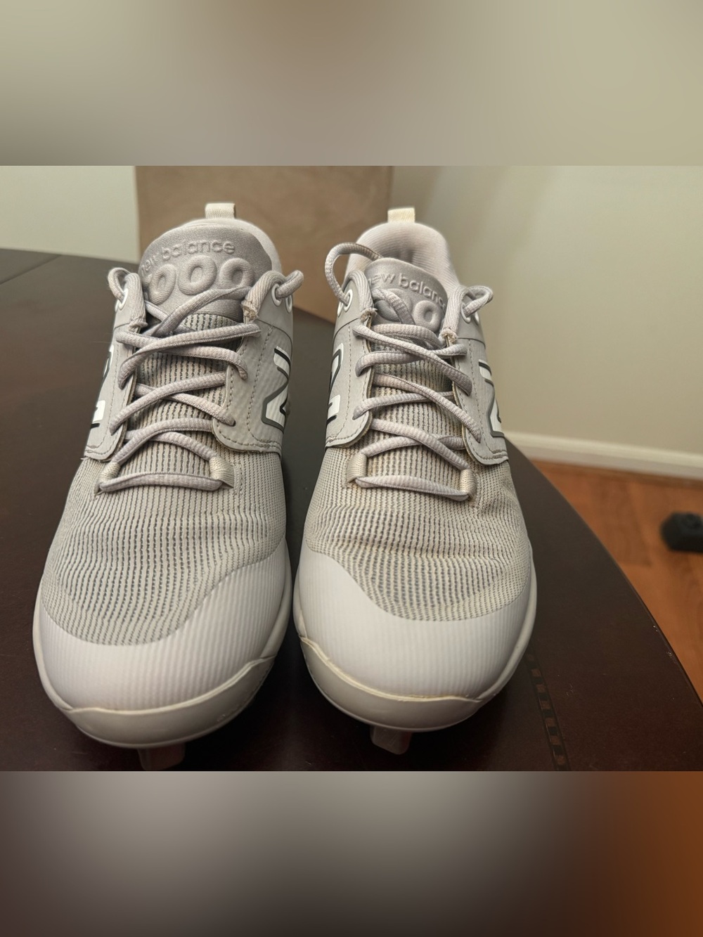 New Balance Kids' Light Gray Athletic Cleats - Streamlined Support - Picture 3 of 6